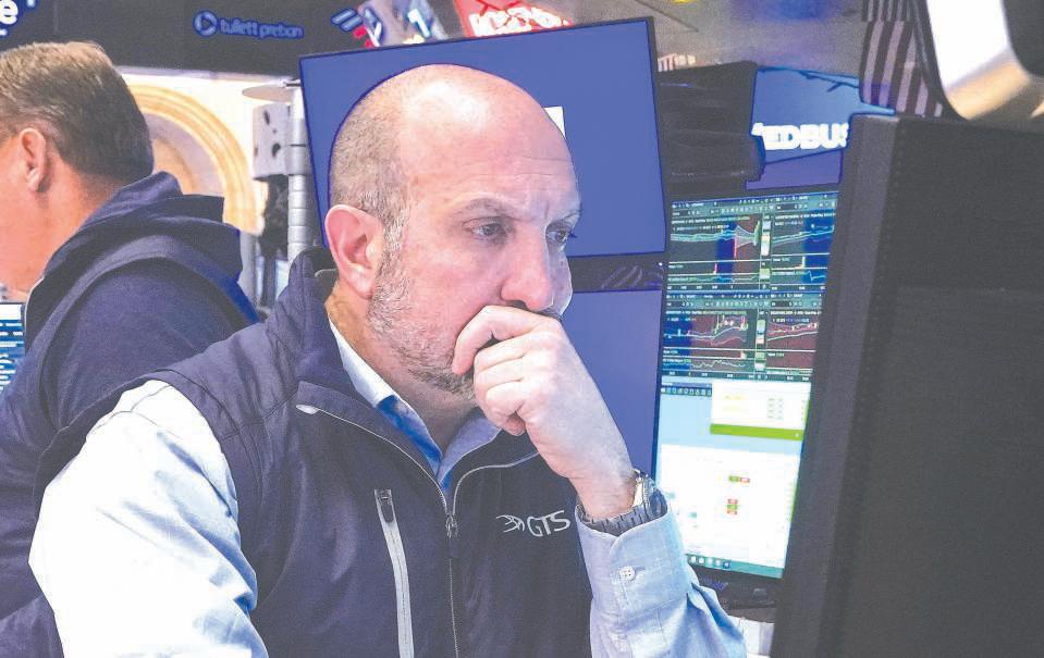 Earnings start, inflation data pose tests for resilient US stocks market