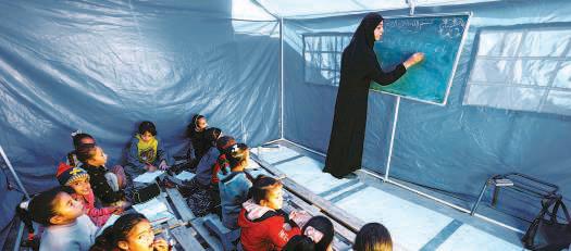 School resumes under shadow of 'yellow line'