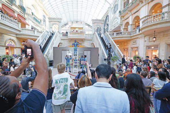 DSF brings circus thrills to shopping mall