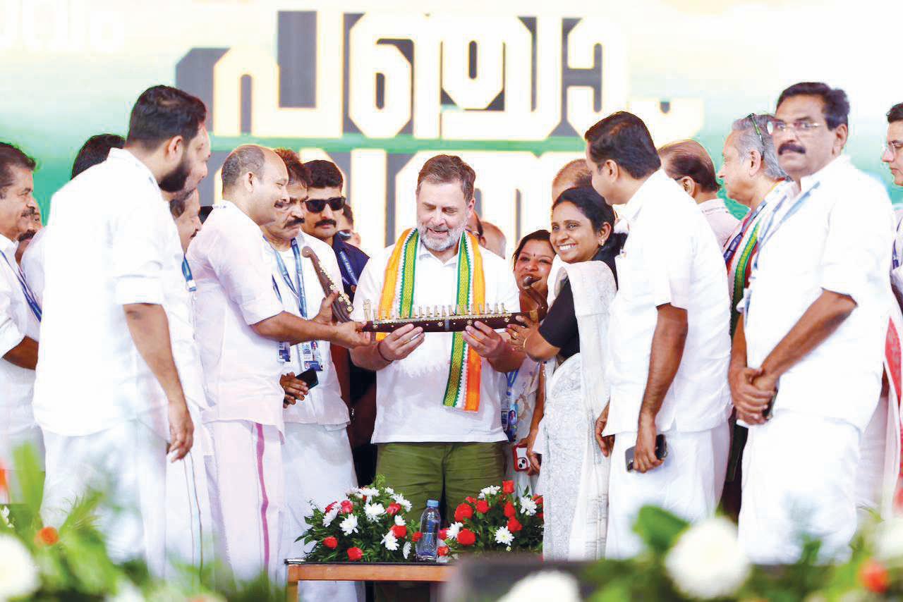Rahul kicks off campaign for upcoming Kerala polls