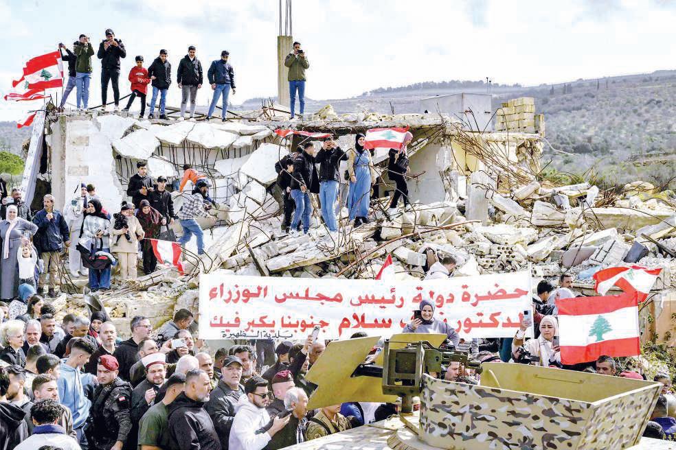 PM pledges reconstruction on visit to ruined Lebanese towns