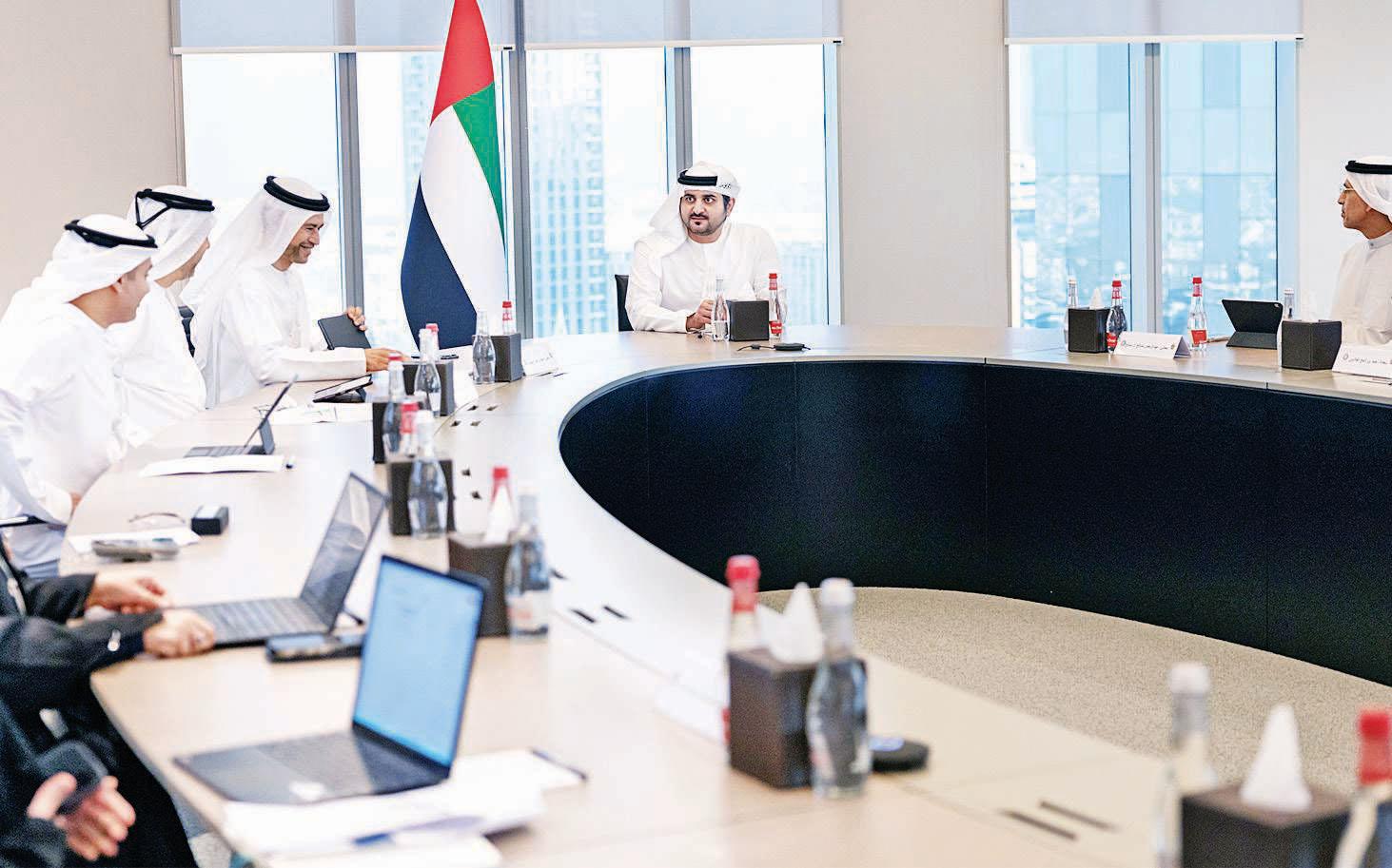 Maktoum reviews FTA's plans, directs expansion of AI services
