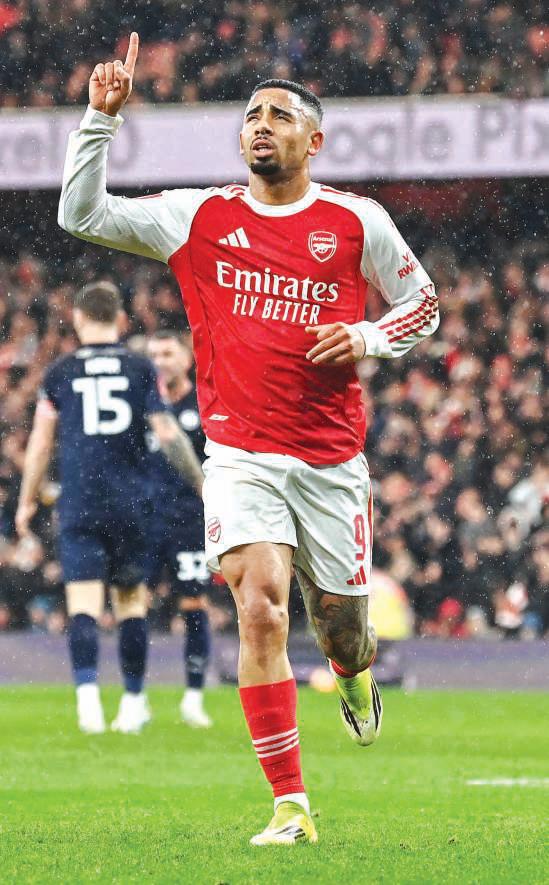 Quadruple chasing Arsenal rout Wigan to reach FA Cup fifth round