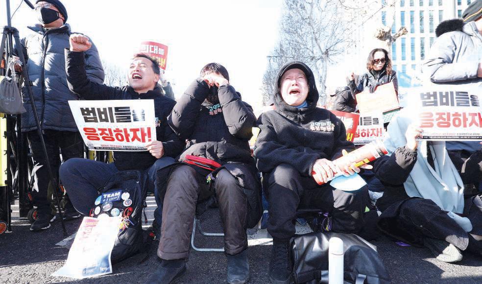Yoon sentenced to life in jail for imposing martial law