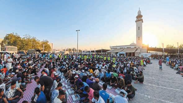 Dubai Charity distributes 395,000 Iftar meals