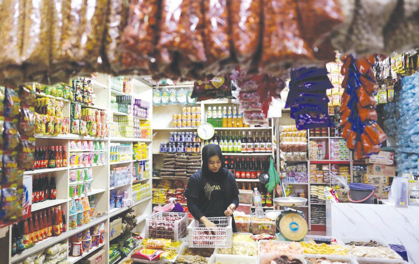 Malaysia's CB holds key rate, upbeat on growth prospects