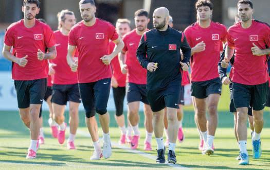 Turkey coach tells critics to get off players' backs ahead of Paraguay tie