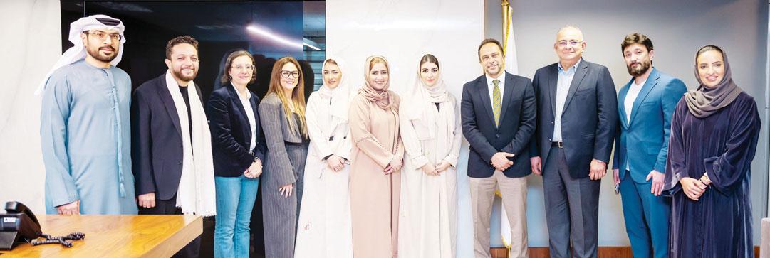 نادي دبي للصحافة يروج لجائزتي «الإعلام» و«إبداع» في القاهرة
