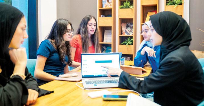 جامعة عجمان تدعم استخدام الذكاء الاصطناعي