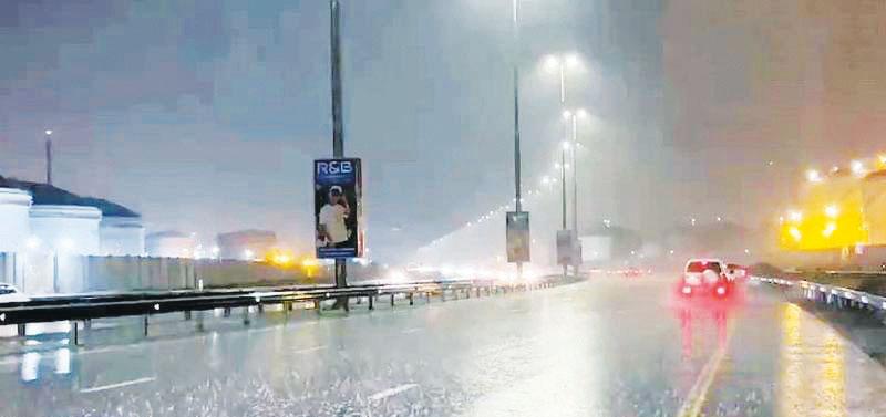 سقوط أمطار على مناطق متفرقة.. وجبل جيس الأقل حرارة