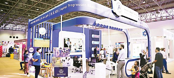 «الإمارات للمدارس» يستقطب آلاف الزوار