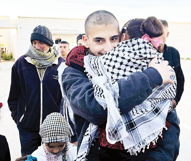 انتهاء المرحلة الأولى لاتفاق غزة.. وإسرائيل تسعى لتمديدها