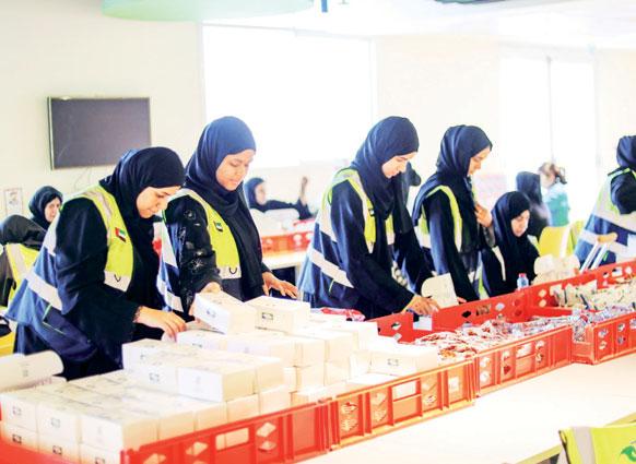 «خيرية الفجيرة» تقدم 7000 وجبة للصائمين يومياً