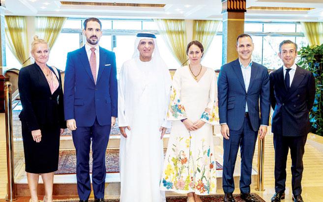 سعود بن صقر يستقبل الأمير فيليبوس والأميرة نينا