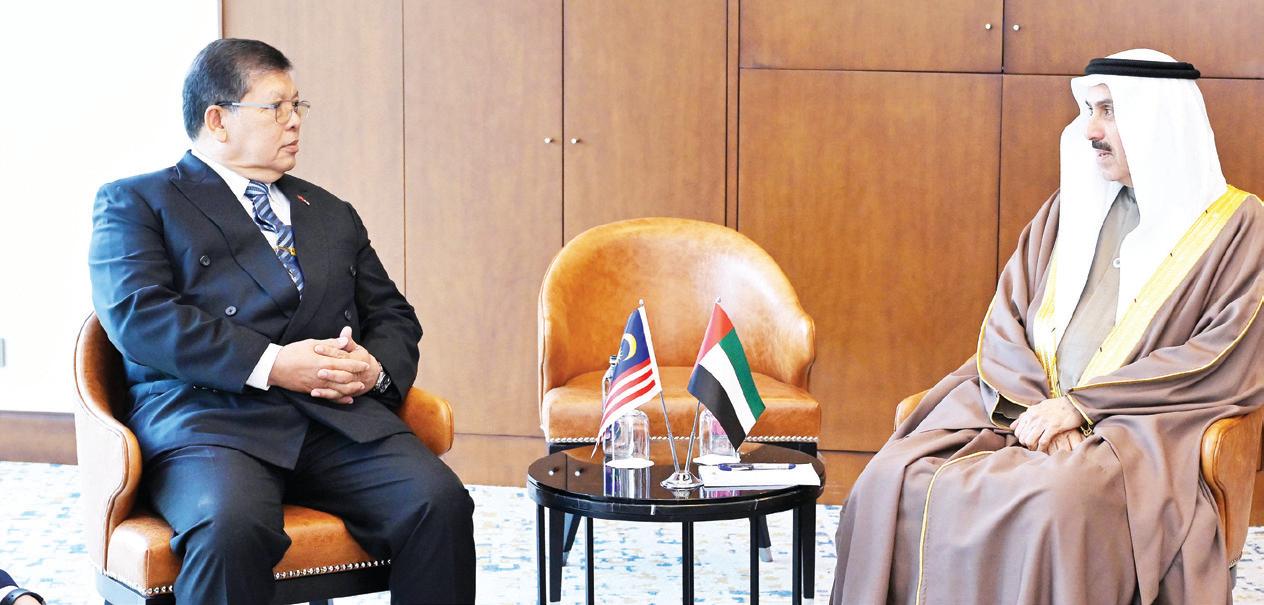 صقر غباش يبحث العلاقات الثنائية مع ماليزيا وباكستان
