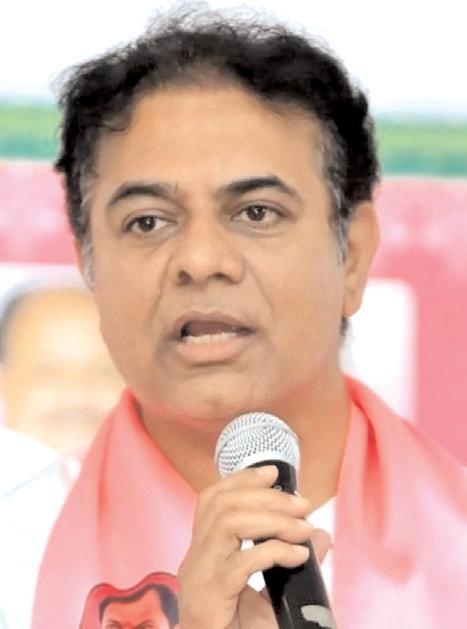 రేవంత్ రెడ్డిది ఢిల్లీలో ఏంనడుస్తలే