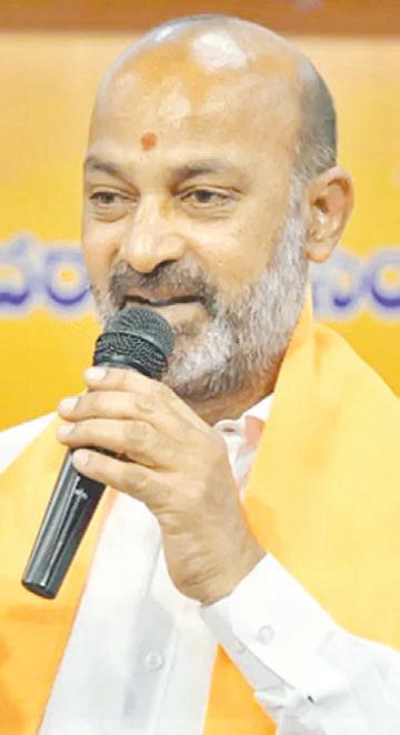 పదేళ్ల ప్రగతి రథానికి పంక్చర్