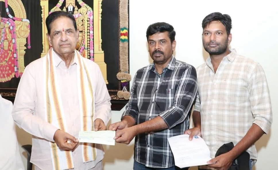 టీటీడీ ఎస్వీ అన్నప్రసాదం ట్రస్టు రూ. కోటి విరాళం