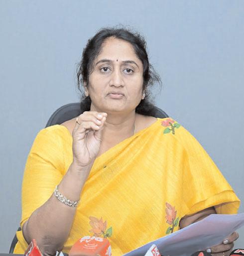 ఎమ్మిగనూరు టెక్స్టైల్ పార్క్ అభివృద్ధికి కృషి