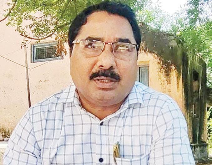 నల్గొండ జిల్లా డీఈఓ సారు రూటే.. సపరేటు..?