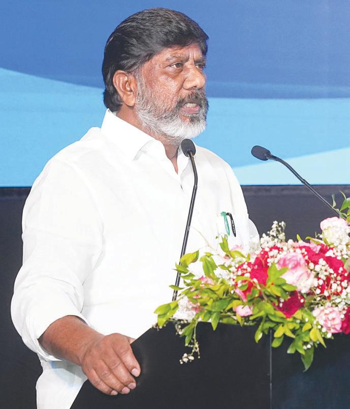 అభివృద్ధి చెందిన దేశాలతో తెలంగాణ పోటీపడుతుంది