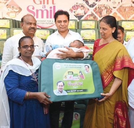 20 నెలలుగా కేసీఆర్ కిట్ ఇవ్వకపోవడం దుర్మార్గం