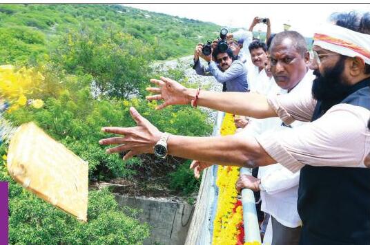 తెలంగాణలో సమృద్ధిగా సాగునీరు