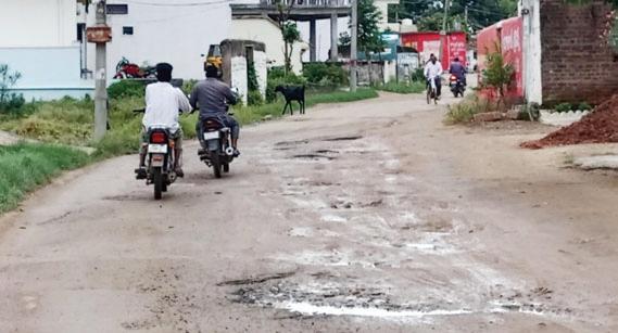 ఈ బురద బెడద తప్పేది ఎప్పుడు!