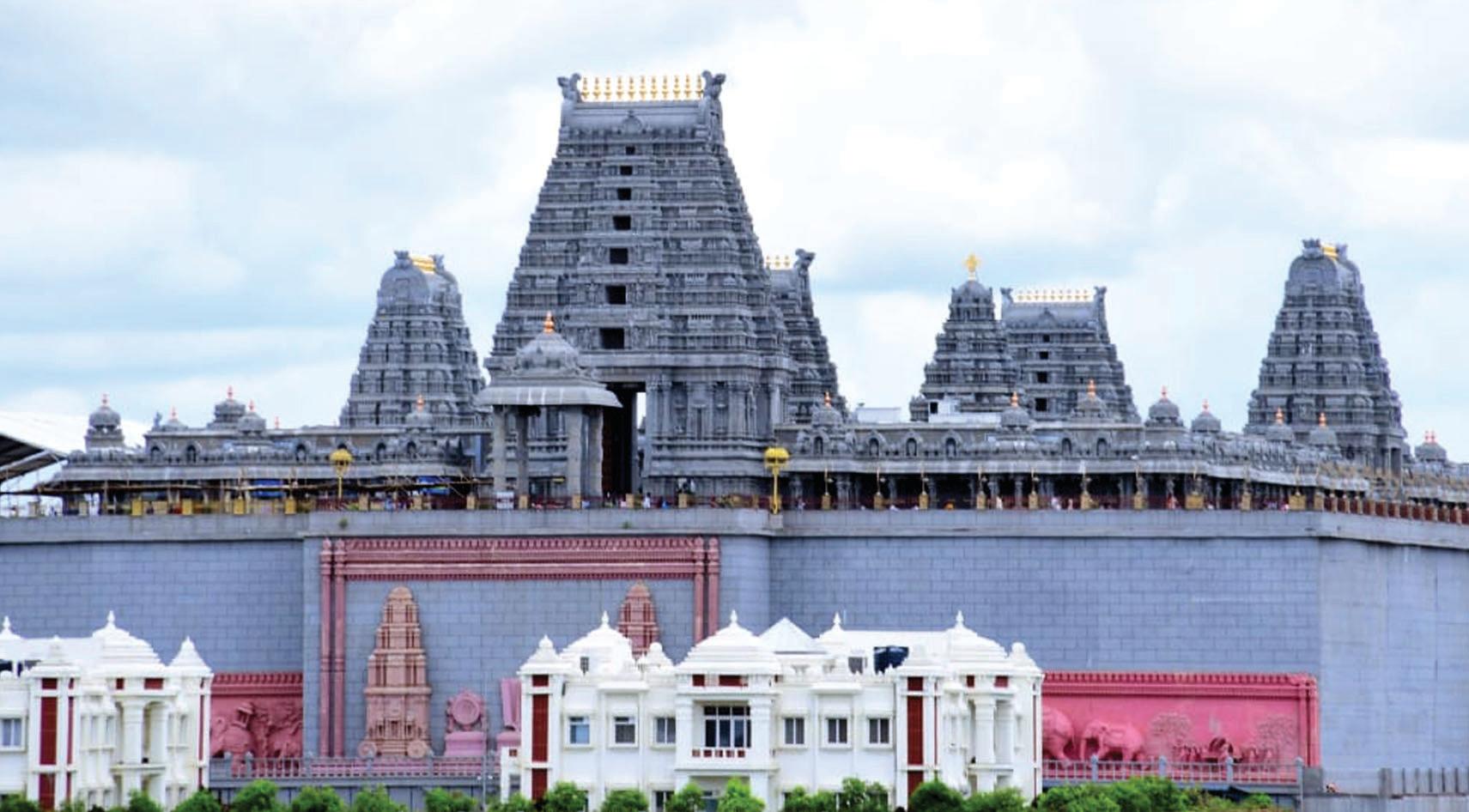 వర్తక సంఘం పేరుతో దేవస్థాన ఆదాయానికి గండి