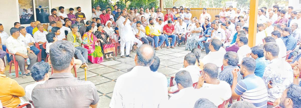 ఏకగ్రీవాలలో మైసిగండి గ్రామ తీరే వేరయ..