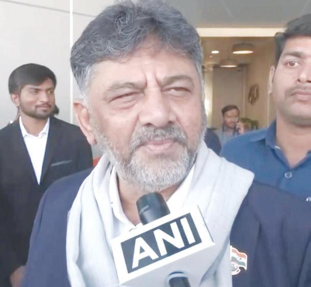 బెంగుళూరుతో పోటీ పడుతున్న హైదరాబాద్