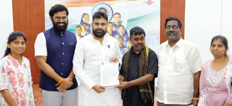 అంధుల మహిళా క్రికెటర్లకు పవన్ అభినందనలు