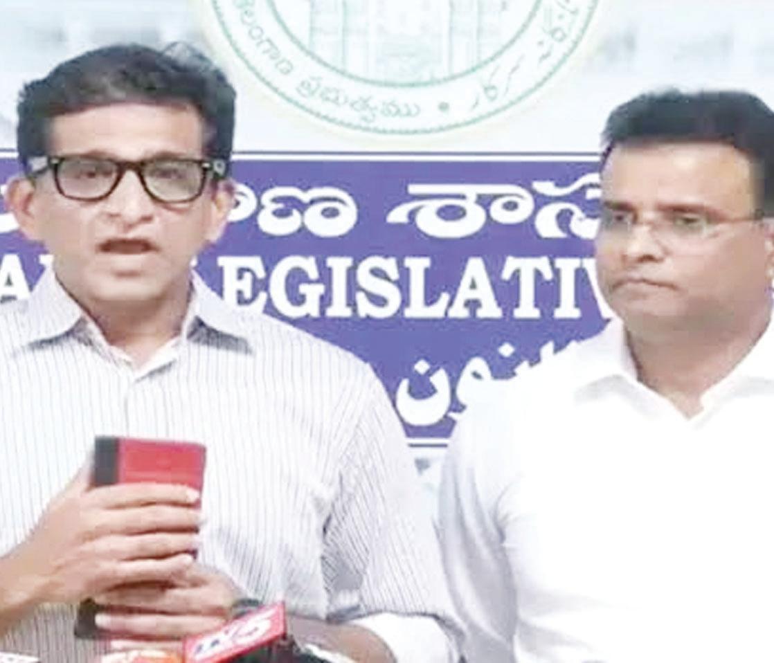 స్పీకర్ తీర్పు రాజ్యాంగ విరుద్ధం
