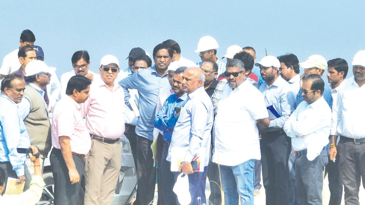 పోలవరం ప్రాజెక్ట్ పీపీఏ బృందం పర్యటన