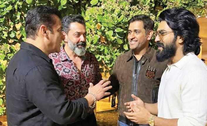 సల్మాన్ ఖాన్ 60వ పుట్టినరోజు వేడుకకు హాజరైన రామ్ చరణ్