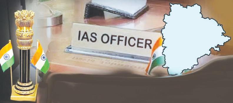 తెలంగాణలో భారీగా ఐఏఎస్ బదిలీలు