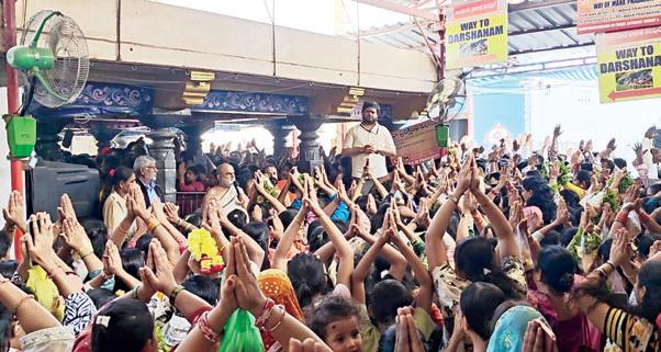 చిలుకూరుకు పోటెత్తిన భక్త జనం