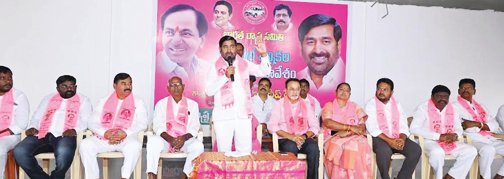 చంద్రబాబు, రేవంత్ మధ్య చీకటి ఒప్పందాలు..