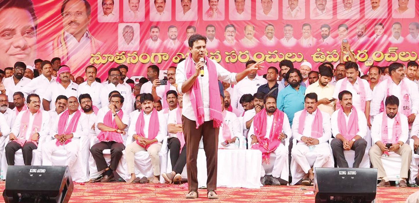 రైతులకు ఎరువులు ఇవ్వడం చేతకాదు