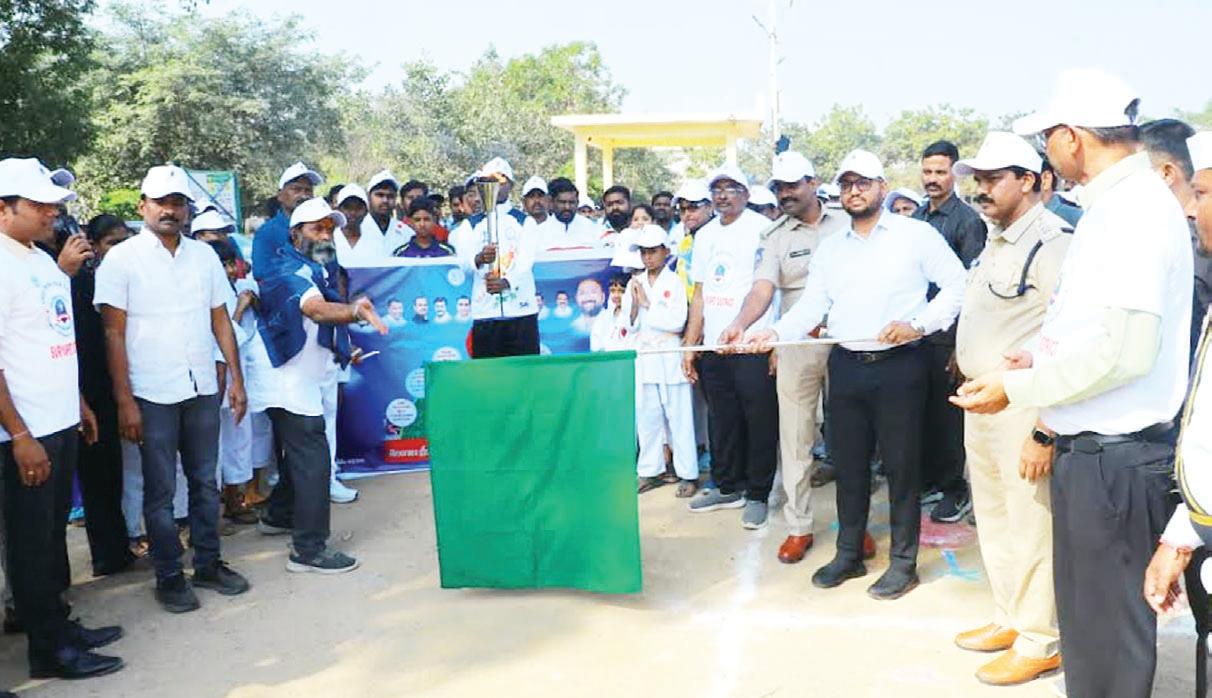 పేటలో సీఎం కప్ 2025 ర్యాలీ..-