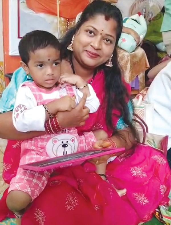 సరస్వతీ ఆలయాల్లో ప్రత్యేక పూజలు