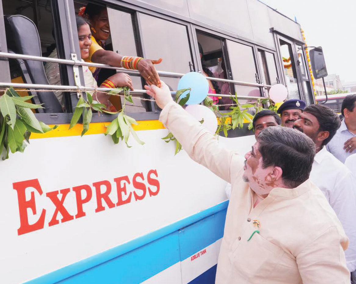 మేడారం జాతరకు ఆర్టీసీ ప్రత్యేక బస్సులు