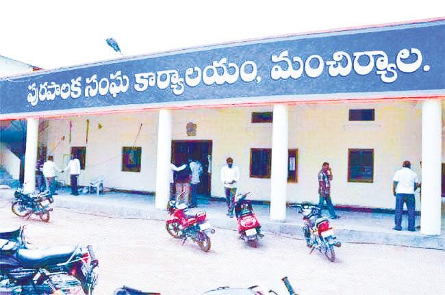 సమ్మక్క- సారక్క జాతరను విస్మరించిన ఎన్నికల కమిషన్!