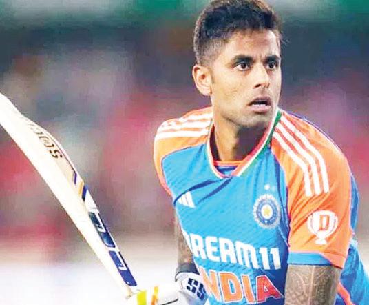 ఐసీసీ ర్యాంకింగ్స్ మళీ టాప్టాన్లోకి సూర్యకుమార్