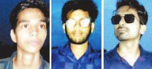 नदी किनारे से गुम हुए तीन दोस्त, बाहर मिले कपड़े - जूते