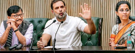 महाराष्ट्र में महाराष्ट्र की जनसंख्या से अधिक मतदाता कैसे ? : राहुल