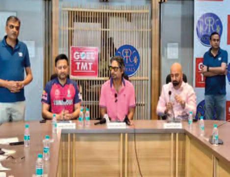 संगाकारा ने रायपुर में लांच की राजस्थान की जर्सी