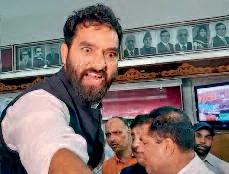 'एक-एक को देख लूंगा किसी को नहीं छोड़ंगा'