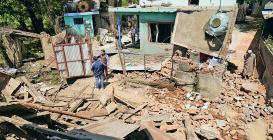 आतंक पर प्रहार, लश्कर कमांडर अल्ताफ मारा गया, आदिल - आसिफ का घर मिट्टी में मिलाया