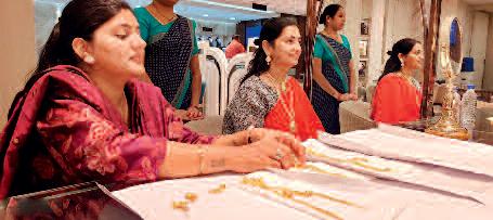 सुमीत ज्वेलर्स के 20वें एनिवर्सरी सेलिब्रेशन पर 'लोएस्ट गोल्ड प्राइस' ऑफर